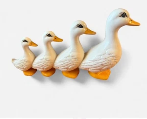 Vintage Ceramic Ducks In A Row Figure Decor Cottagecore - Picture 1 of 5