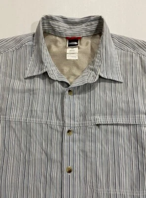 Mens The North Face Short Sleeve Vented Shirt Size L Button Down Zip Pocket Blue - Image 1 of 4