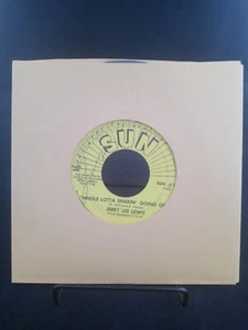 Whole Lotta Shakin' Going On / Great Balls Of Fire Jerry Lee Lewis 45 rpm Sun - Picture 1 of 3