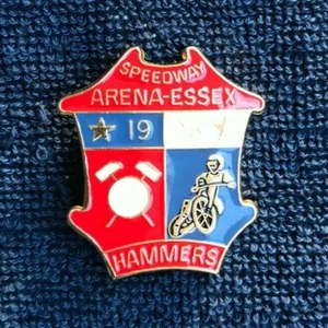 Speedway badge - Arena-Essex Hammers 1998 - Ref 250 - Picture 1 of 1