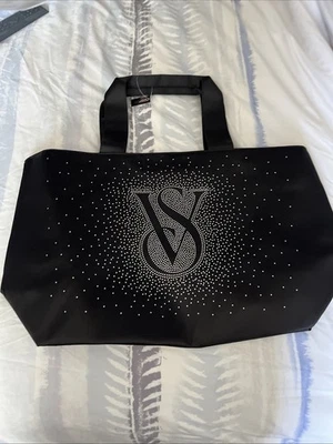 Bolso de Mano Victoria’s Secret Negro Brillante Estrás VS Logo Carryall Viaje Nuevo con Etiquetas Foto 1 de 4