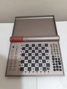 Computadora de ajedrez Kasparov vintage más juego de ajedrez de viaje SciSys 1987 faltan 6 piezas - Imagen 1 de 9