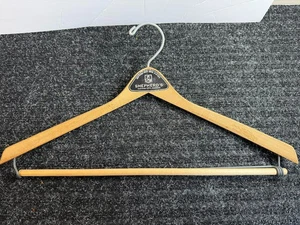 Appendiabiti pubblicitario vintage Shepherd's Kansas City, KS legno legno - Foto 1 di 5