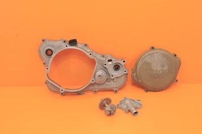 2004 04-09 CRF250R CRF250 OEM cubierta de embrague interior bomba de agua carcasa cárter Foto 1 de 4