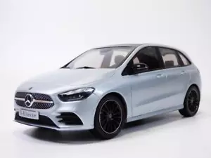 MERCEDES Clase B Gris Iridio 1/18 W247 - Imagen 1 de 5
