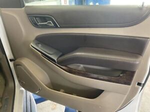 Chevy Suburban 1500 2016 Front Door Trim Panel 824526