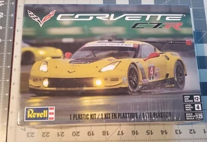 REVELL 1/25 Chevrolet Corvette C7R - 85-4304 - Factory Sealed - Picture 1 of 8