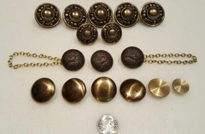 Lote de botones de costura vintage #2 - Juego de botones redondos de metal de 16 piezas - Imagen 1 de 9