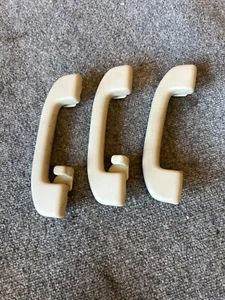 11 12 13 14 NISSAN JUKE OVERHEAD ROOF GRAB GRIP HANDLE 3pcs OEM - Picture 1 of 2