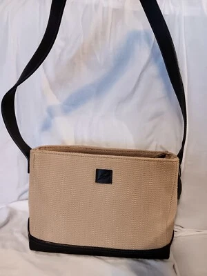 STONE MOUNTAIN BOLSA DE OMBRO de lona de linho natural bronzeada detalhes em couro preto - Imagem 1 de 4