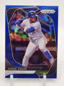 ⚾JORGE SOLER 2020 Panini PRIZM BLUE HOLO REFRACTOR Royals Marlins Baseball Card
