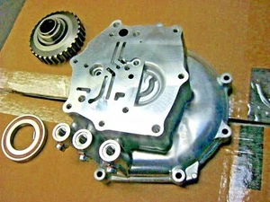 Honda OEM 2016-2017 Pioneer 1000 Clutch Cover Set 06113-HL4-305 - Picture 1 of 8