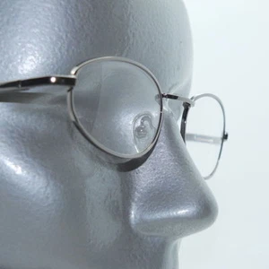 Gafas de lectura ligeras de metal gris brillante de marco pequeño +1,75 - Imagen 1 de 4