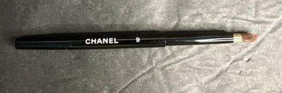 Chanel Expandable Lip Brush #9 Discontinued Full Size With Cap - Image 1 of 4