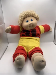 ORIGNAL 1986 "CABBAGE PATCH KID" JUNGE PUPPE MIT BLAUEN AUGEN & BLONDEN HAAREN - Bild 1 von 8