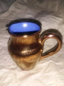 VINTAGE COPPER LUSTRE JUG FROM CREIGIAU POTTERY WALES. Gold with blue inside - Picture 1 of 7