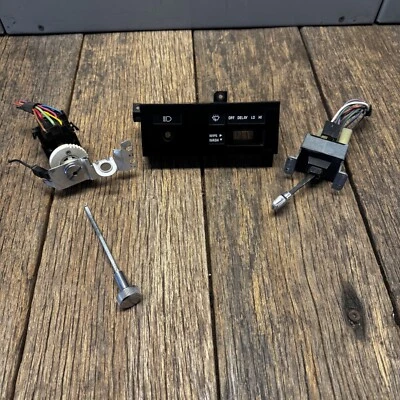 81- 87 Dodge Ram Truck Intermittent Delay Wiper Headlight Switch Dash Bezel OEM Foto 1 de 4