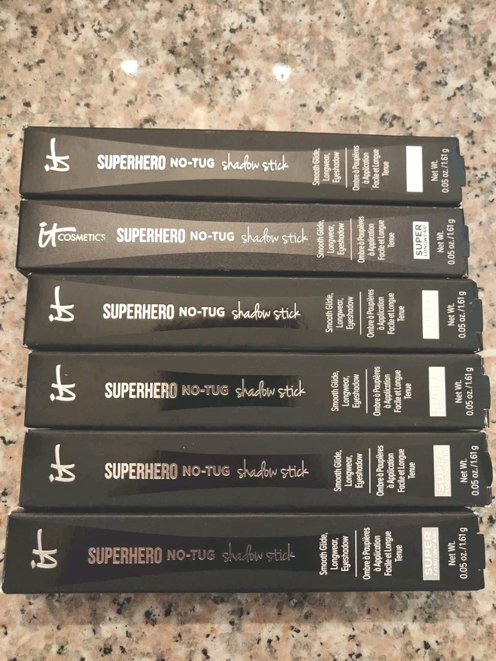 It Cosmetics Superhero No Tug Shadow Stick - Silk Armor Product