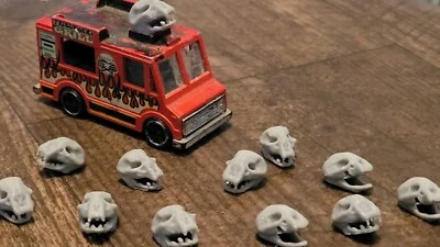 My Animal Like Skulls V1 Gris Impreso en 3D. Escala 1/64 quizás un poco más grande. 10 artículos Foto 1 de 4