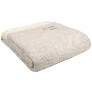 TWEEDMILL TEXTILE KNEE RUG 100% Wool Sofa Bed Throw Blanket FISHBONE SILVER GREY - Picture 1 of 12