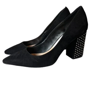 Jessica Simpson schwarz Nieten Laydee Pumps Blockabsatz Kunst-Wildleder spitz zulaufend 9,5 - Bild 1 von 7