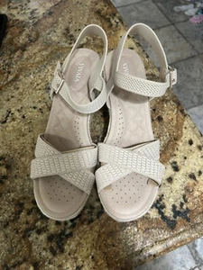 New Vivaia Womens Sally Round Tow Wedge Sandal Ankle Strap EU 39 US 8 - Picture 1 of 10