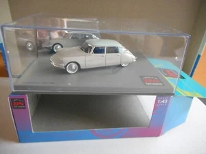 Universal Hobbies Citroen DS19 6 Oct 1955 50 Ans París 6-9 Octubre 2005 1:43+Caja - Imagen 1 de 12
