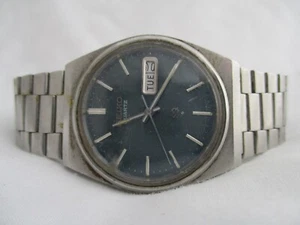 Seiko Analog Watch Silver Tone Stainless Steel Band Blue Face Day Date Indicator - Picture 1 of 12