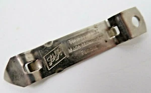 Abridor de botellas de metal vintage 1963 Jos Schlitz Brewing Company 3 1/4" de largo - Imagen 1 de 7