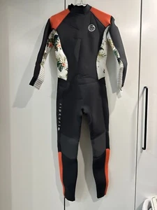 Rip Curl Junior 3x2 Dawn Patrol Back Zip Steamer Girls Size 14, Charcoal, BNWT - Picture 1 of 5