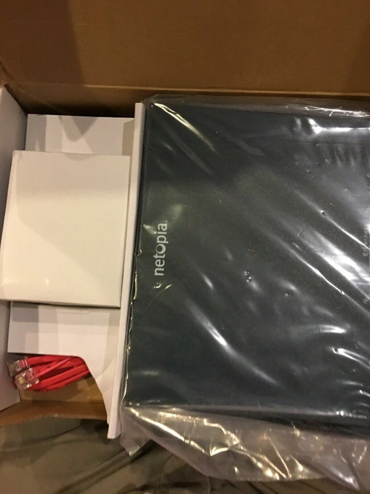 BRAND NEW NETOPIA 3347-02-1006  WIRELESS ROUTER ADSL2/2 +4 PORT MNGD SWITCH - Image 1 of 3