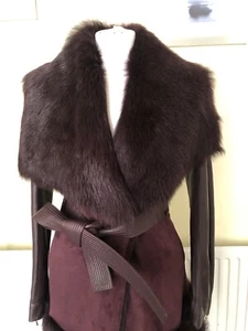 Abrigo Karen Millen Borgoña Piel de Oveja Edición Limitada PVP £1400 *nuevo con etiquetas* - Imagen 1 de 11