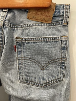 Vintage Levi’s 501 Straight Leg Jeans Denim Size 28W X 33L Light Wash - Image 1 of 4