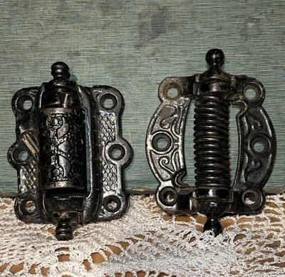 Antigua bisagra de puerta de pantalla con resorte MFG arcade de hierro fundido de colección (2) Foto 1 de 4