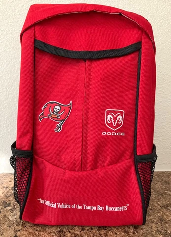 Tampa Bay Buccaneers Dodge Red Canvas Sling Backpack NFL in Excellent Condition Cover