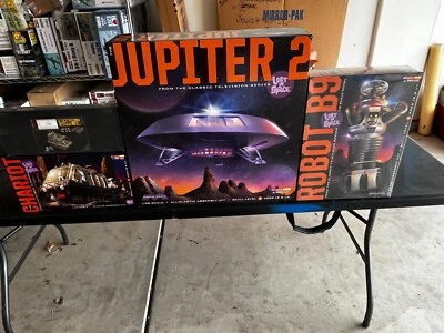 BLACK FRIDAY SPECIAL!!! LOST IN SPACE Bundle: JUPITER 2, Chariot, Robot B+++ - Image 1 of 4