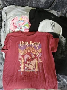 Character Tee Bundle Womens XL - Picture 1 of 7
