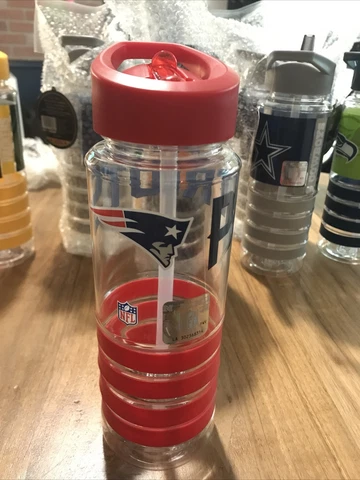 NFL New England Patriots 25 oz. Flip Top Water Bottle with anti slip grip Cover