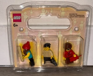 LEGO Minifigure 3-Pack 852766 Item 6370475 - Picture 1 of 6