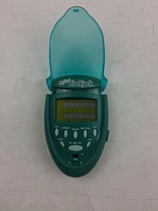 Beleuchtetes Blackjack elektronisches Handheld-Spiel Flip-Top Radica 2001! Funktionstüchtig!!!!!!!! - Bild 1 von 3