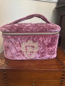 Pottery Barn Teen Harry Potter Velvet Train Case Makeup Bag Gryffindor Rare - Picture 1 of 11