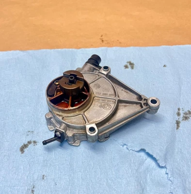 2012-2018 宝马 228i 328i 428i 528i F22 F30 F32 F36 F10 N20 N26 VACUUM PUMP 原始设备制造商 — 第 1/4 张图片