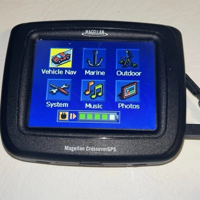 Magellan Crossover GPS 3.5" LCD Touch Screen Topo Continental United States - Image 1 of 4