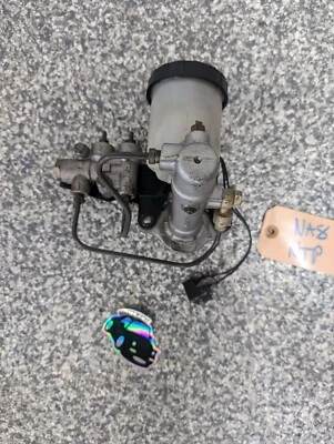 Cilindro maestro de freno OEM NO ABS Mazda Miata Mx-5 94-97 Foto 1 de 4