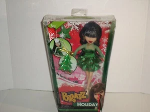 Bratz Seasonal Doll Holiday Jade W Ornament NRFB - Picture 1 of 5