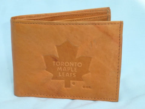 TORONTO MAPLE LEAFS     Leather BiFold Wallet    NEW    tan 3z mz   --z Cover