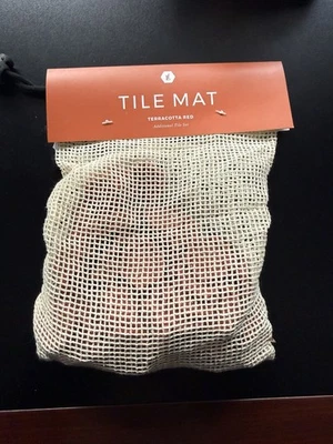 Alfombra de azulejos Letterfolk azulejos rojos terracota silicona 75 piezas Foto 1 de 3