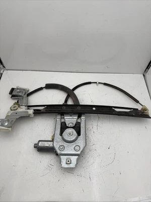 2003 CHEVROLET TRAILBLAZER 4.2L RIGHT PASSENGER REAR WINDOW Regular/ MOTOR - Image 1 of 4