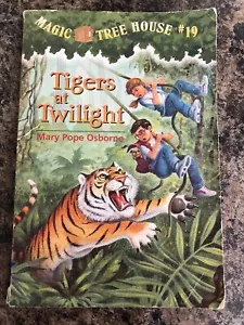 Tigers at Twilight (Magic Tree House, No. 19) by Mary Pope Osborne, Sal Murdocca - Picture 1 of 4