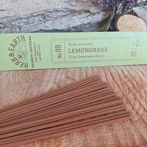 Herb & Earth Bamboo Incense Sticks | Lemongrass - Picture 1 of 3